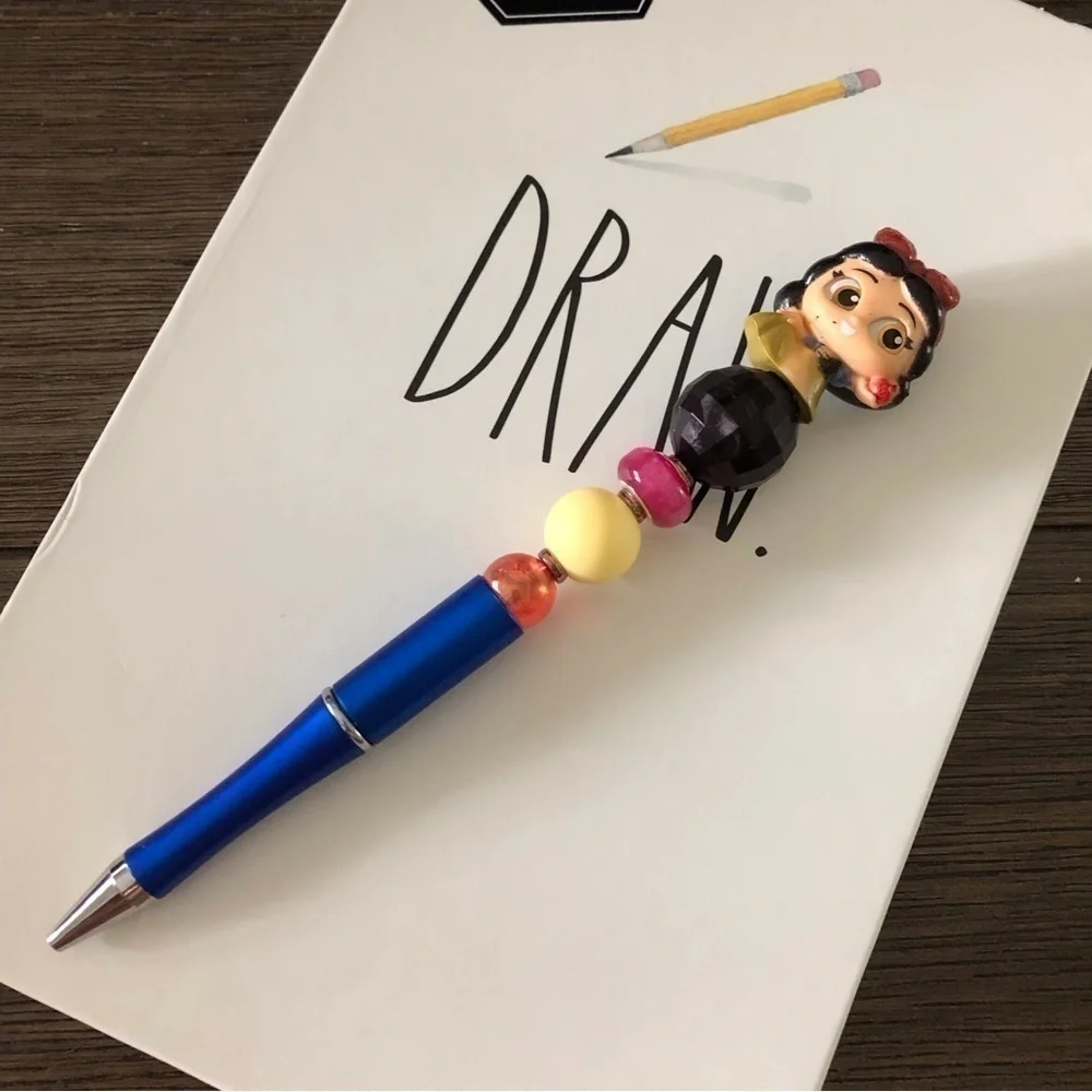 Studio 120 disney doorables
